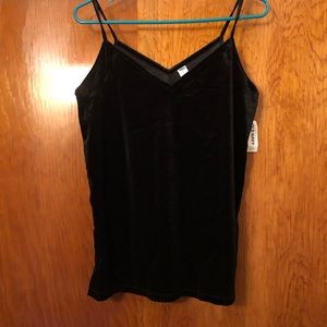 NWT old navy velour tank black!! Super cute !!